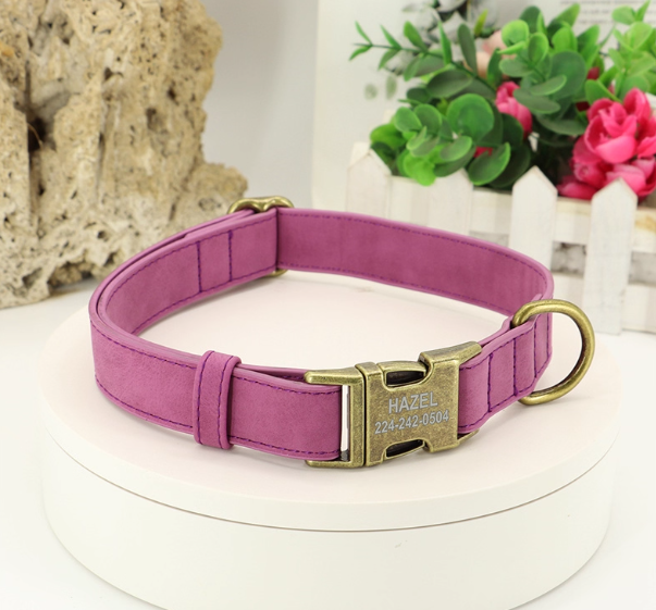 Personalisiertes Halsband aus Kunstleder