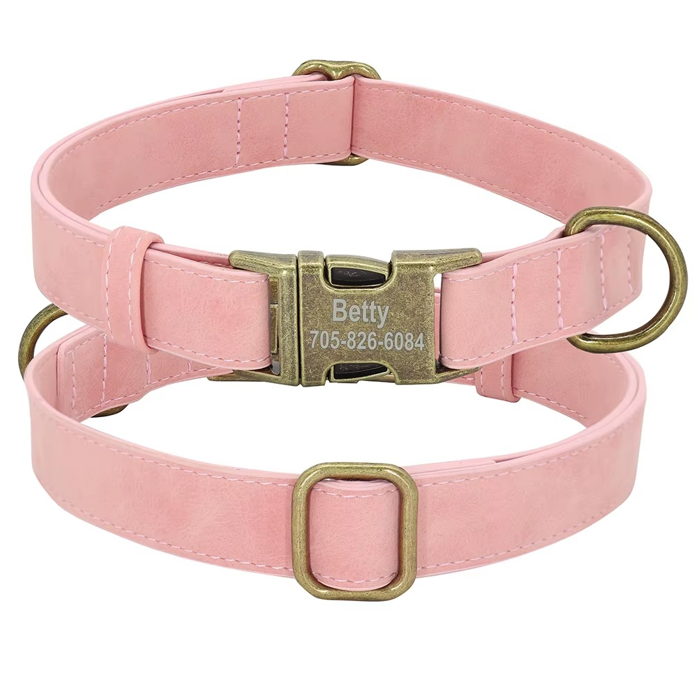 Personalisiertes Halsband aus Kunstleder